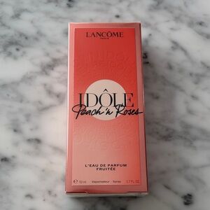 Lancome Idôle Peach & Roses Perfume